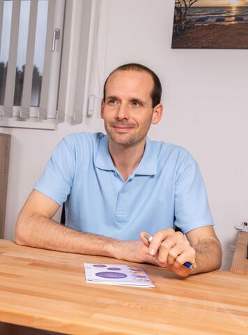 Dr. Christian Mair